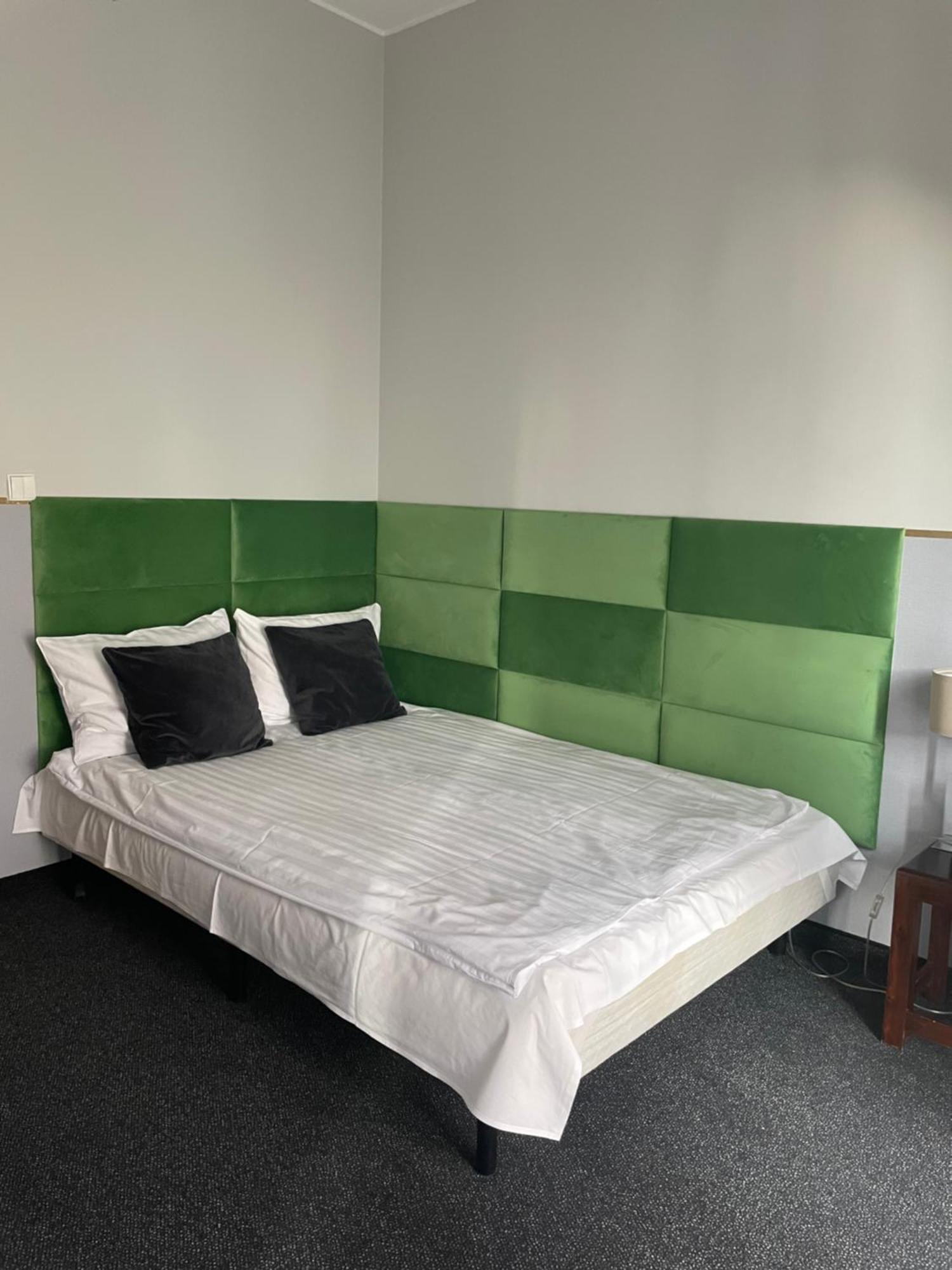 Dom Pracy Tworczej Apart otel Uniejow Oda fotoğraf